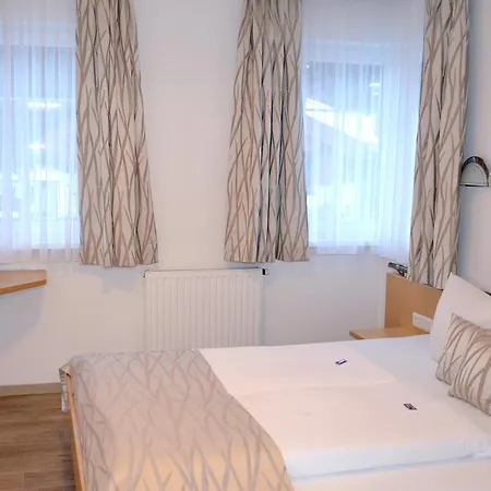 Anna Apartmán